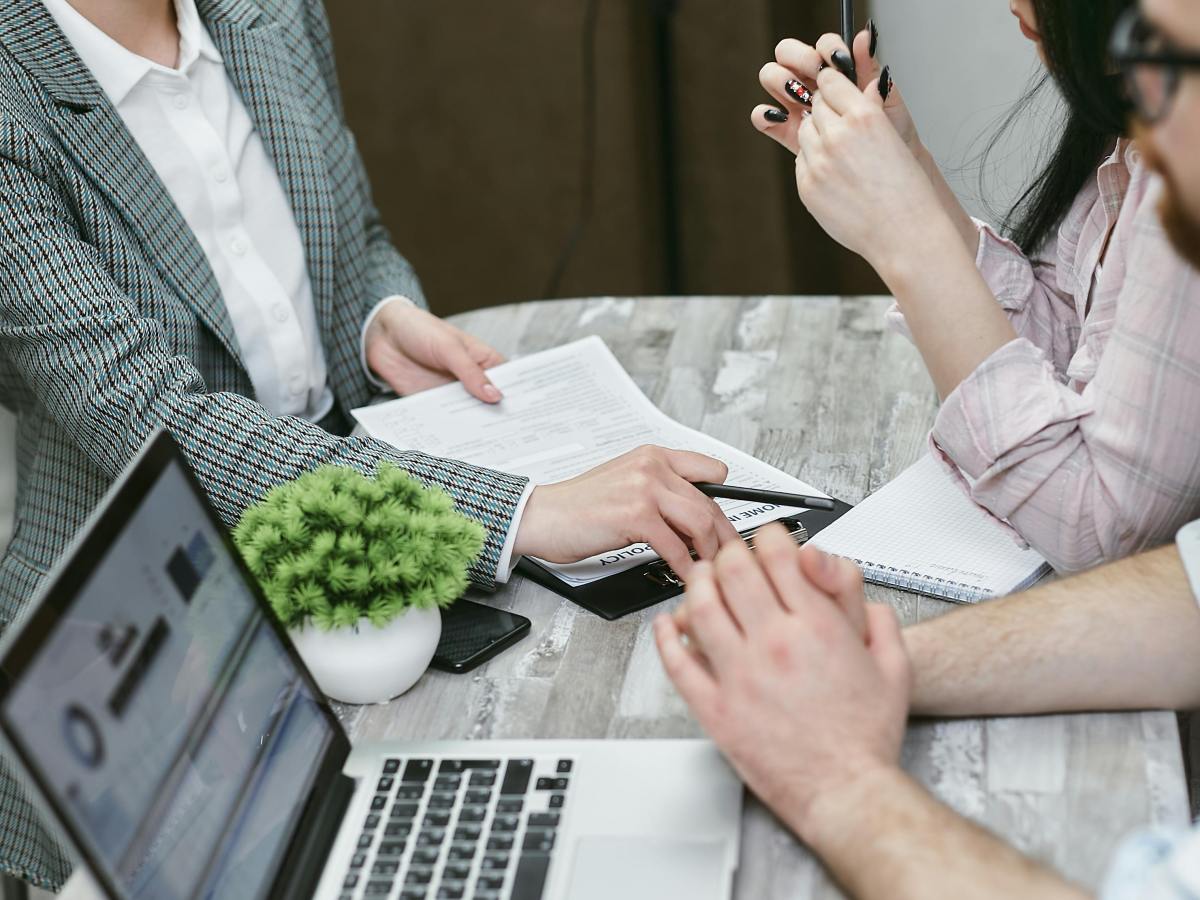 Comparing Business Insurance Quotes? Legal Pitfalls SMEs and Corporates Shouldn’t&nbsp;Overlook